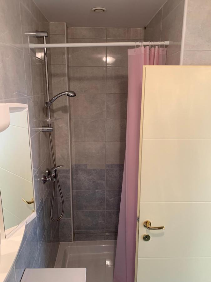 Vinarija Zlatar Hotel Luaran gambar