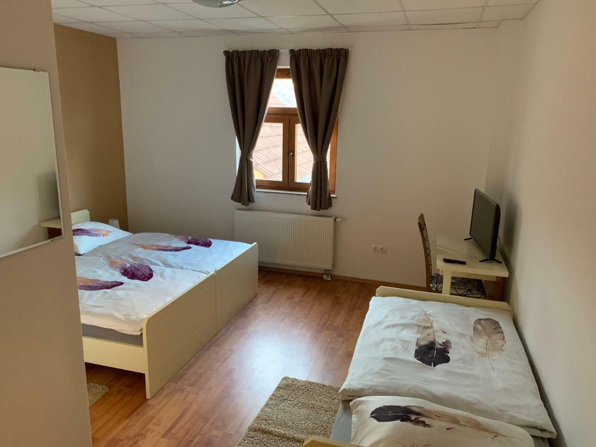 Vinarija Zlatar Hotel Luaran gambar