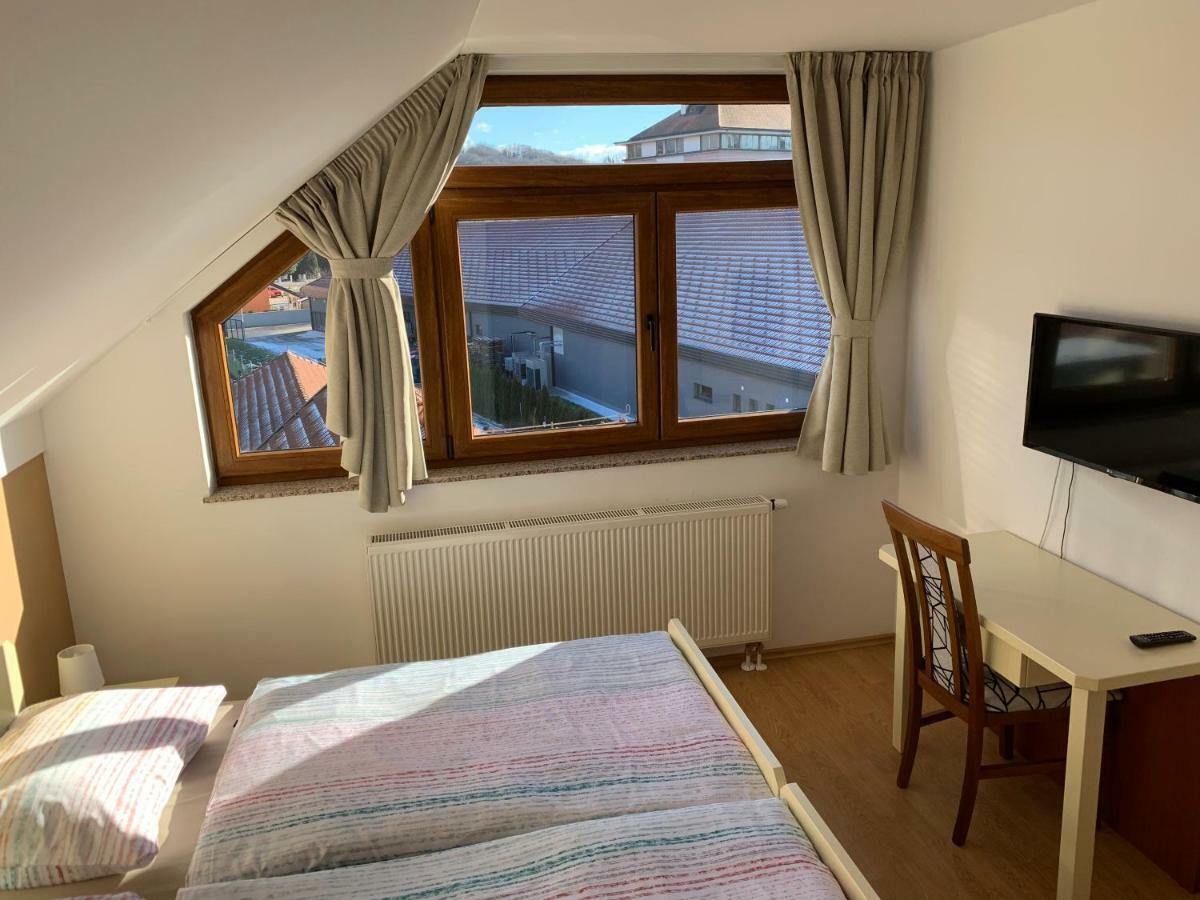 Vinarija Zlatar Hotel Luaran gambar