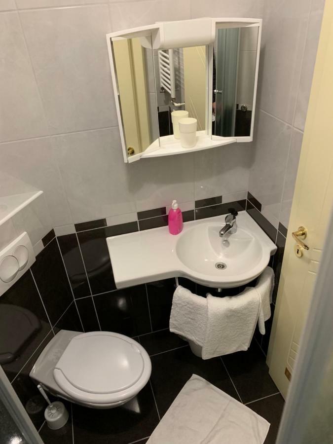Vinarija Zlatar Hotel Luaran gambar