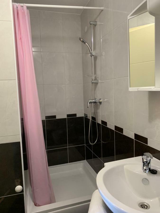 Vinarija Zlatar Hotel Luaran gambar