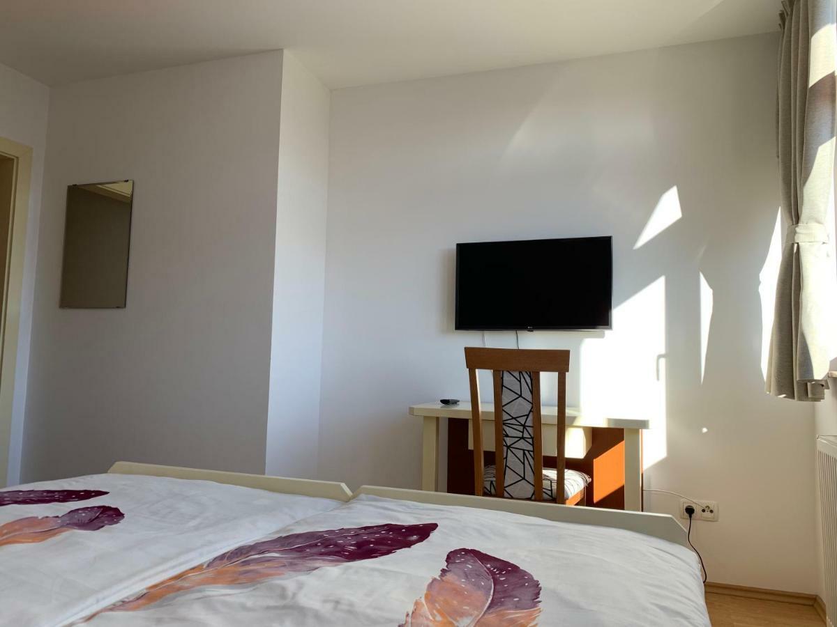 Vinarija Zlatar Hotel Luaran gambar